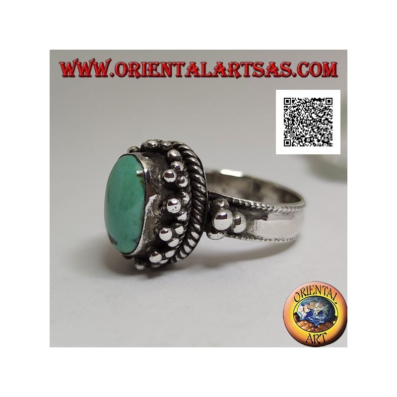Anello in argento con turchese tibetano antico ovale  contornato da tris di palline e intreccio (16)