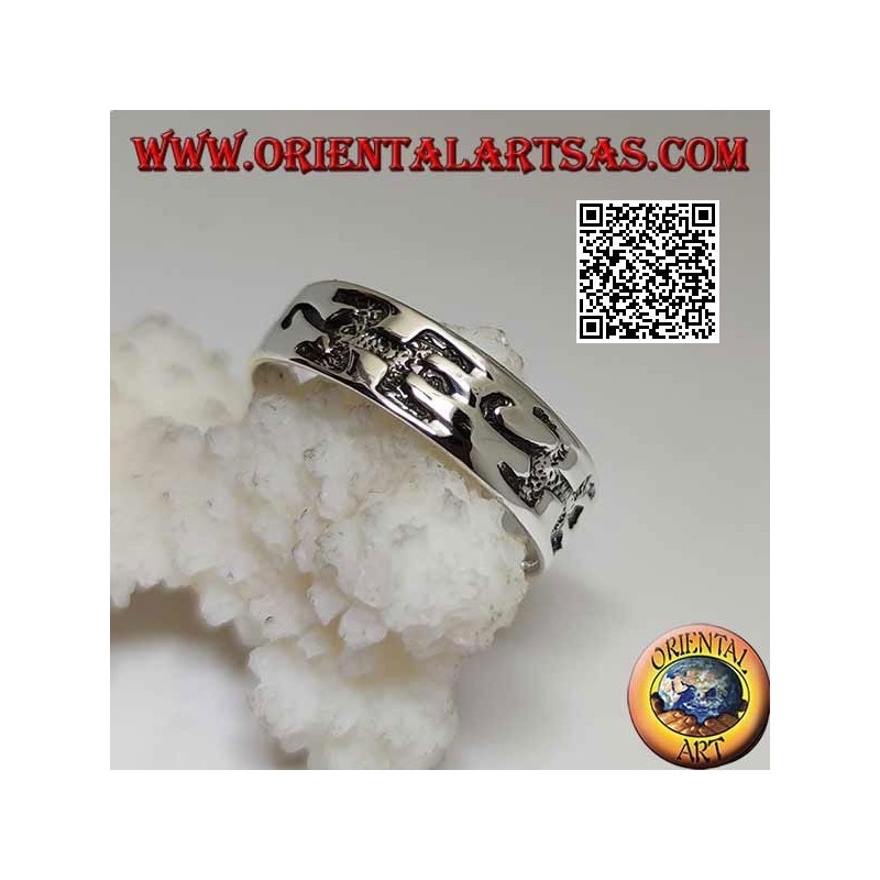 Anillo de plata con lagartos estilizados gruesos grabados