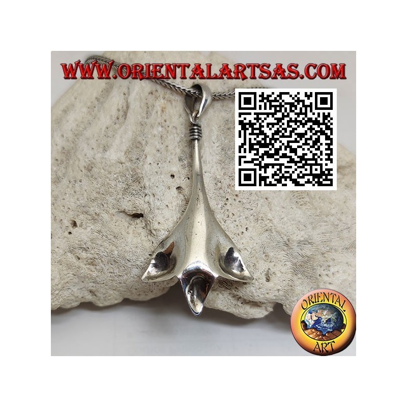 Pendentif en argent en forme de grand lys (lilium)