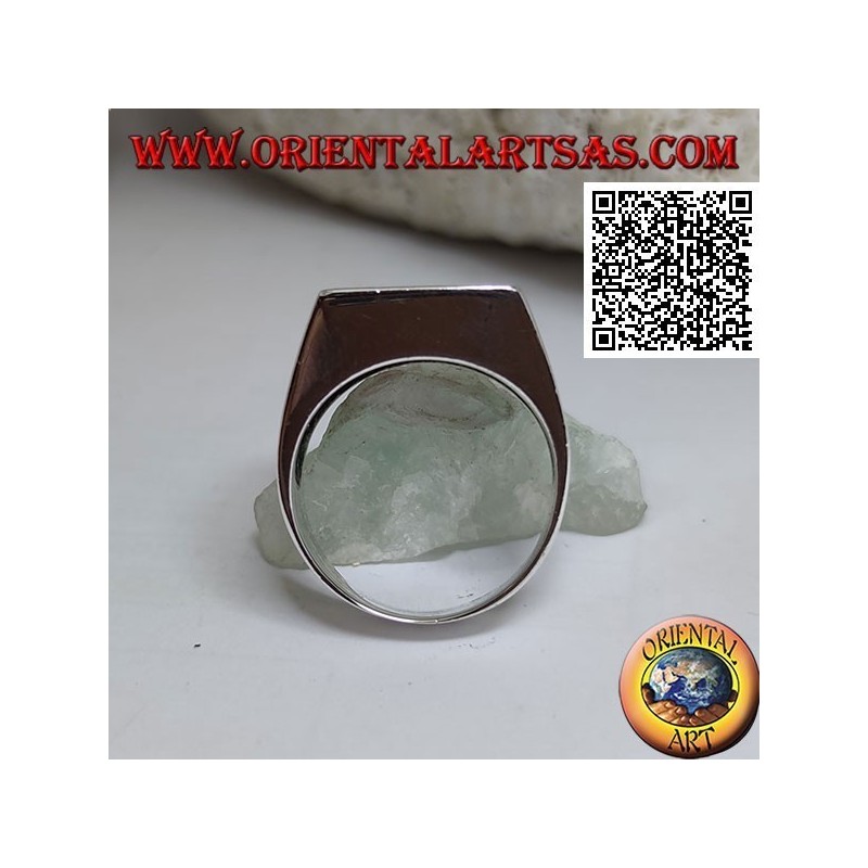 Anello in argento con madreperla quadrata a filo bordo su montatura liscia 13*13