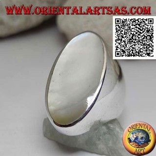 Silver ring with large oval mother-of-pearl flush with the edge on a smooth setting