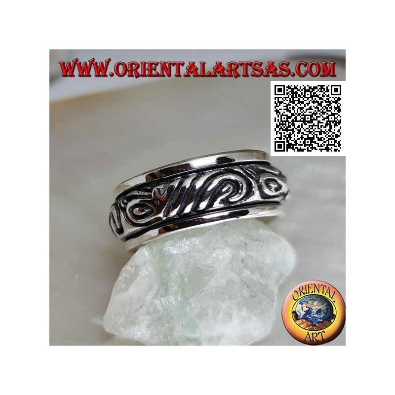 Anti-stress rotating silver ring, rounded with engraved Maori motif