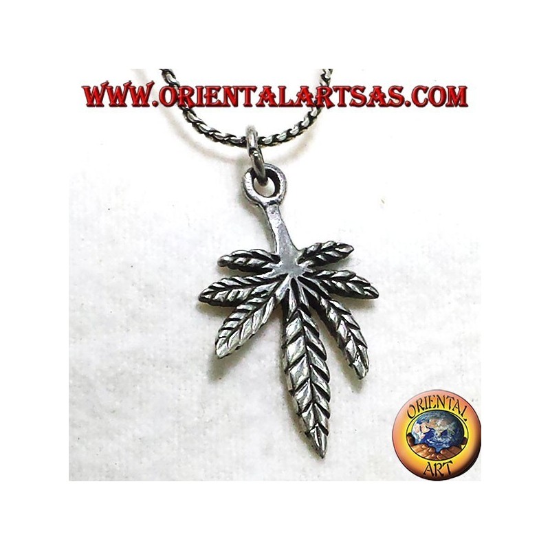 leaf pendant hemp, silver