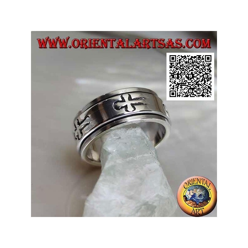 Anillo giratorio antiestrés de plata liso con cruces latinas grabadas