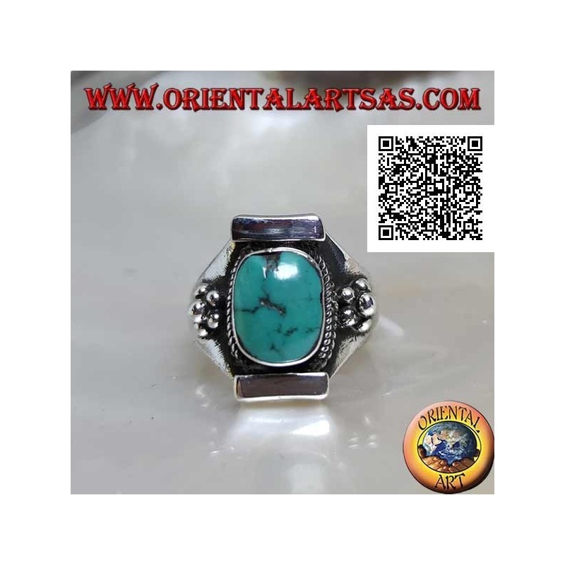 Anello in argento con turchese tibetano antico su montatura nepalese con fiore di palline sui lati (16)