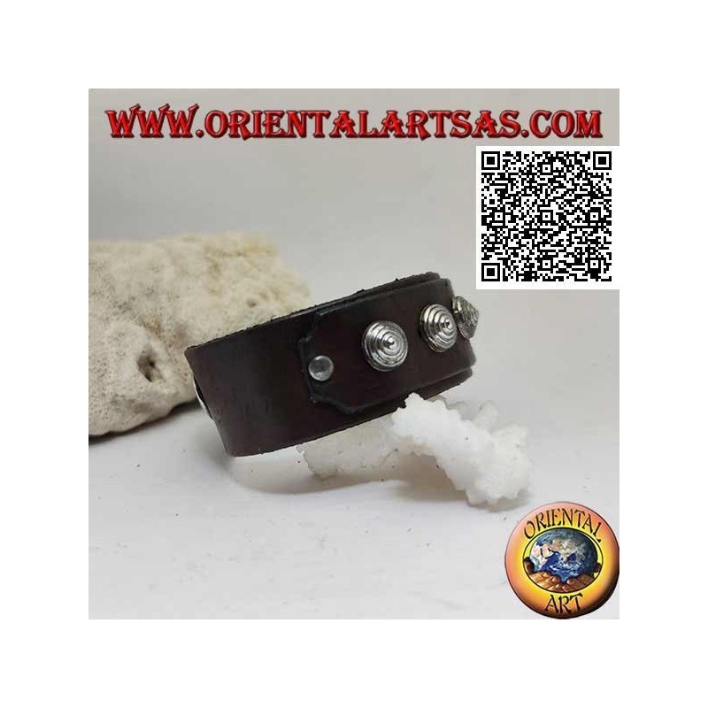 Echtes Lederarmband, konische Nieten am Riemen mit Clipverschluss und 2 Längen (braun)