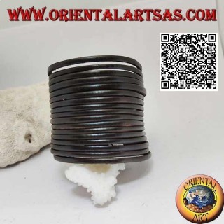 Bracciale largo in vero cuoio, a righetti lisci con chiusura a clip e 2 lunghezze (marrone)