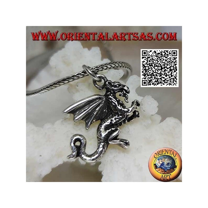 Colgante de plata en forma de dragón occidental de pie sobre dos patas