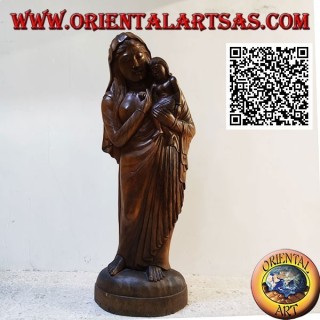 Sculpture statue d'une mère avec son enfant sur ses genoux en un seul bloc de bois de suar (148 cm)