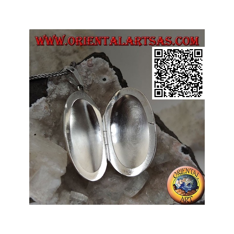 Rounded oval smooth silver photo frame pendant (36 * 24)