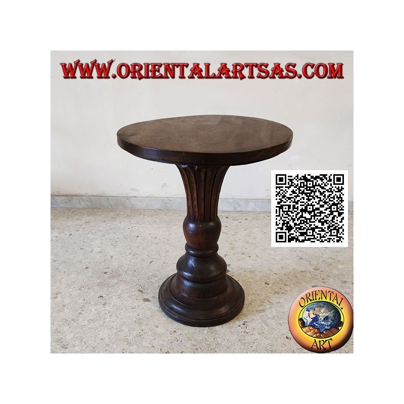 Mesa de centro redonda con base central cónica floreciente tallada a mano en madera de teca (72 cm)