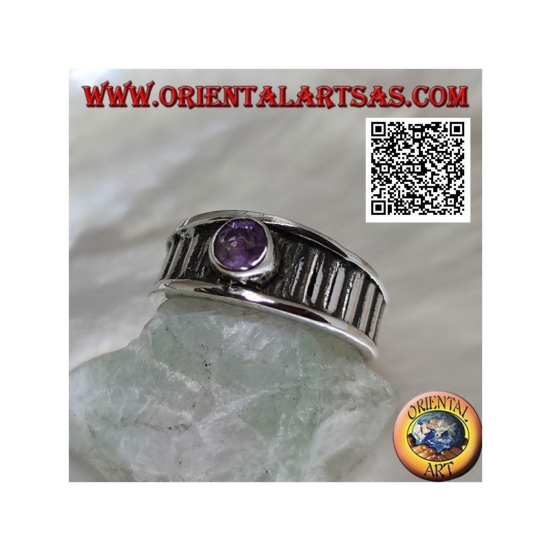 Silver ring with natural round amethyst on vertical striped frame