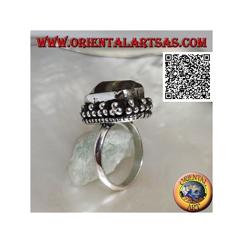 Anello in argento con agata Dzi tibetana antica della prima metà del 900 contornata da palline