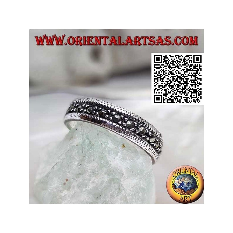 Anillo de plata medio tachonado de marcasita