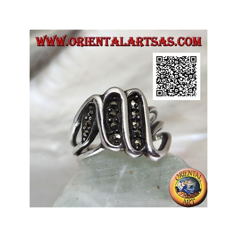 Bague en argent triple S formant trois segments parsemés de marcassite