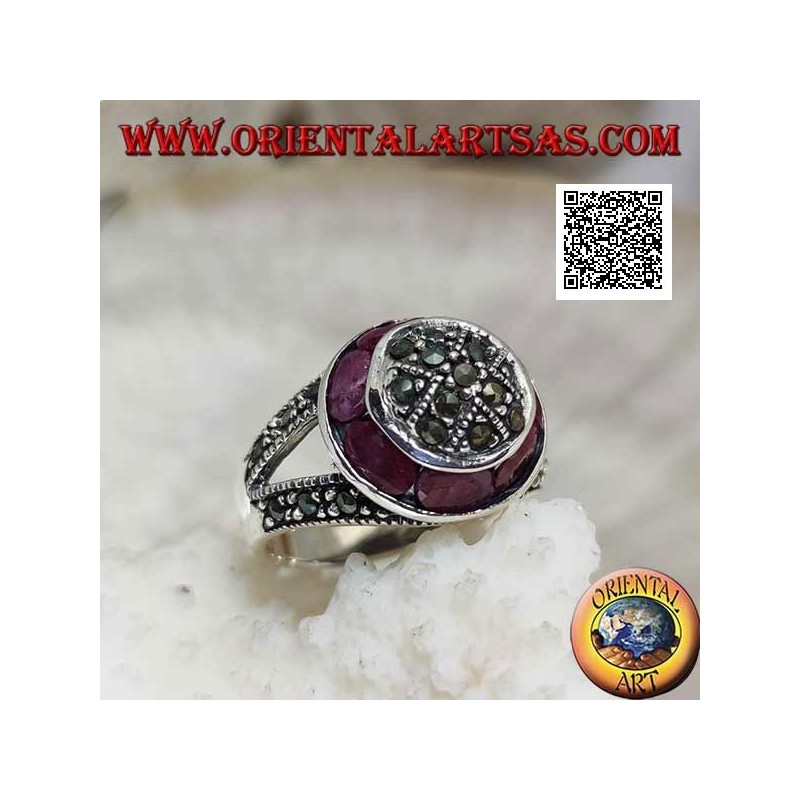 Anillo de plata con cúpula tachonada de marcasita y anillo circular de rubí ovalado natural