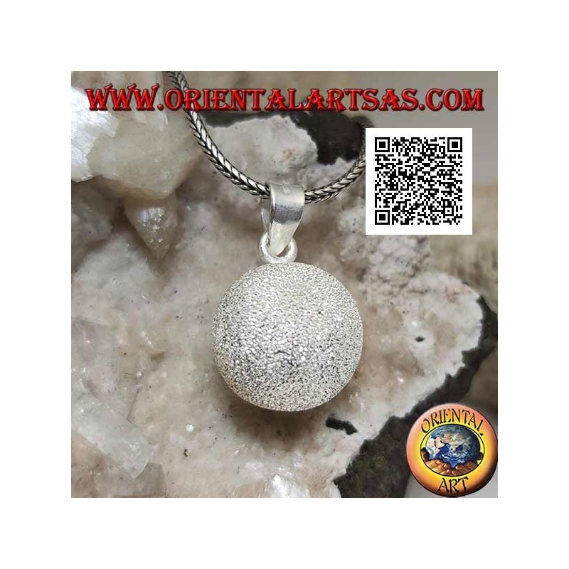 Sandblasted "Call of the Angels" silver pendant (Ø 18mm.)