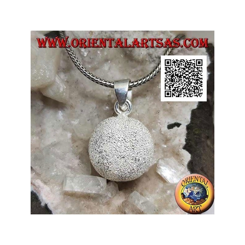 Sandblasted "Call of the Angels" silver pendant (Ø 18mm.)