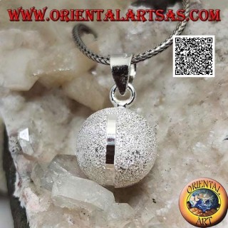 Pendentif en argent sablé "Call of the Angels" avec quatre anneaux de diamants (Ø 16mm.)