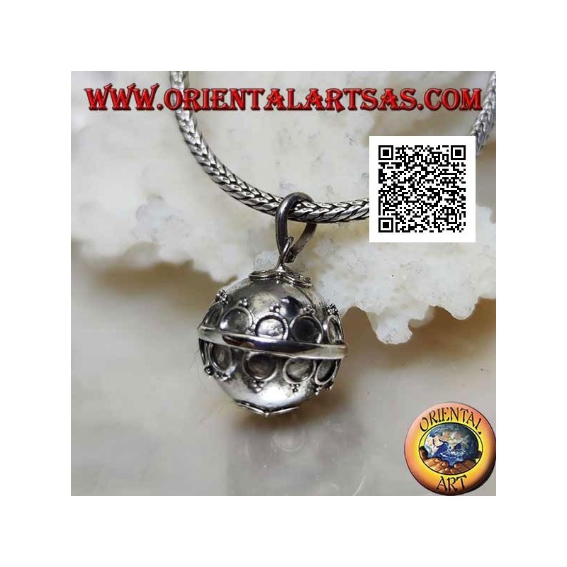 Colgante de plata "Call of the Angels" con círculos en relieve (Ø 13mm.)