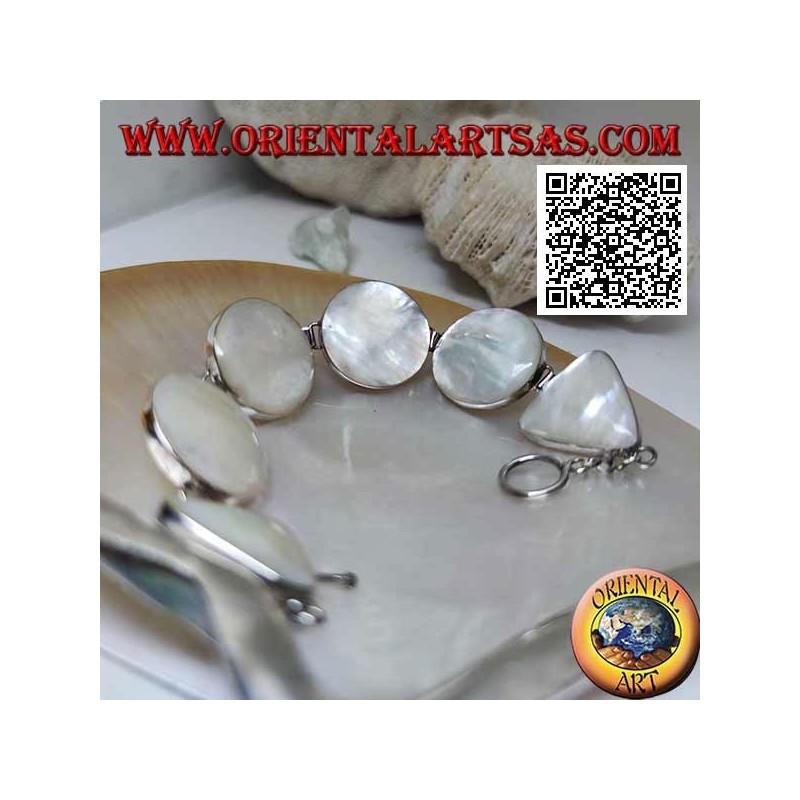 Silver bracelet with 4 round mother-of-pearl and 2 triangular on the ends