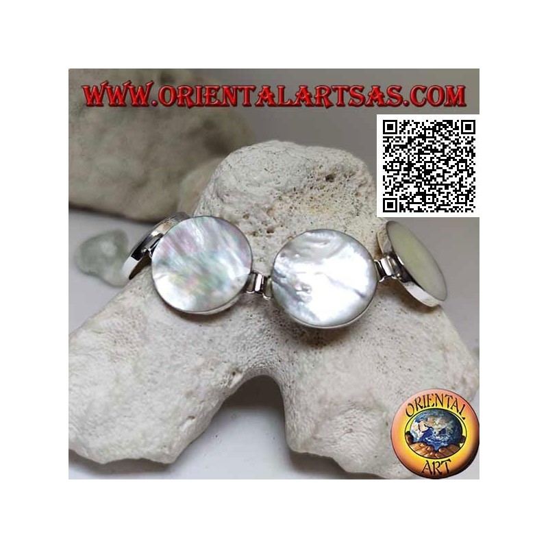 Bracciale in argento con 4 madreperle tonde e 2 triangolari sulle estremità