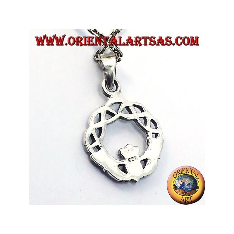 Ciondolo claddagh con nodo celtico in argento