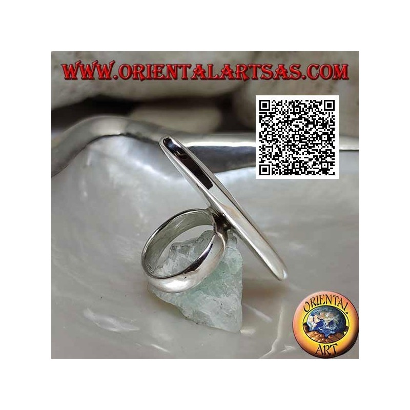 Anello in argento con madreperla ovale allungata incastonata a filo bordo liscio