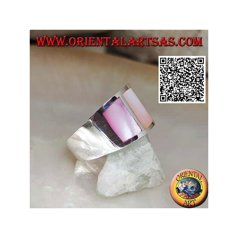 Anello in argento fascia liscia con tre madreperle multicolor incastonata a filo (1)