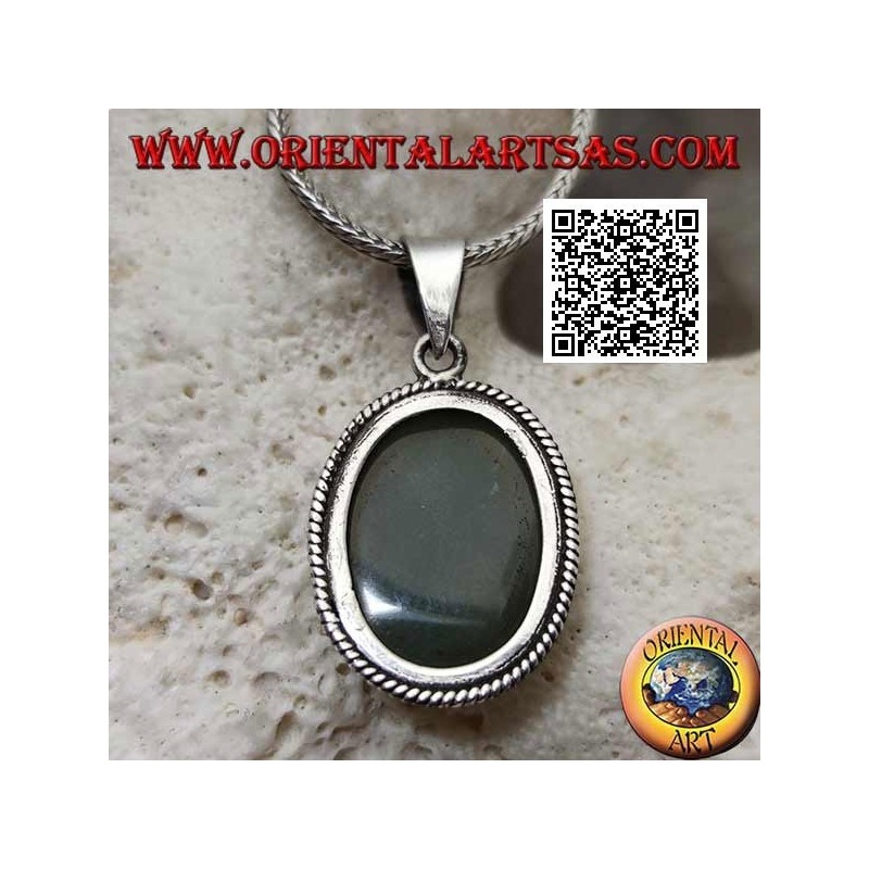 Colgante de plata con aventurina ovalada rodeada de entretejidos