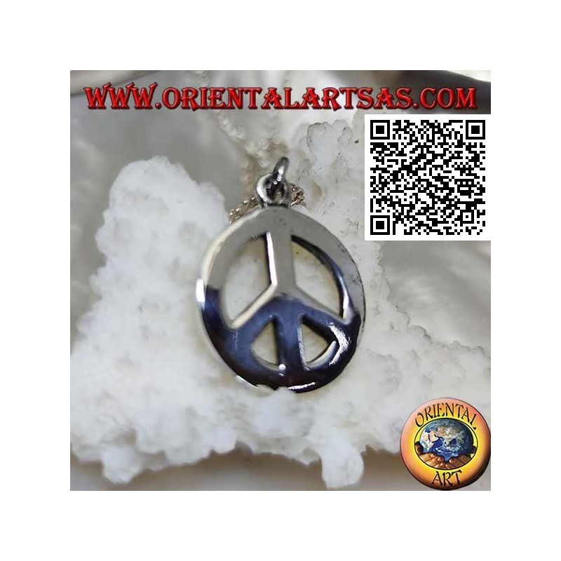 Silver pendant in the shape of a smooth and thick peace symbol (Ø 18 mm.)