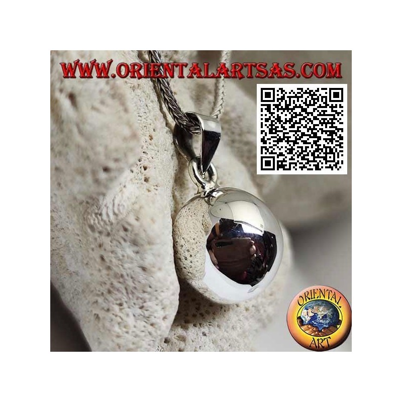 Simple and smooth silver "Call of the Angels" pendant (Ø 16mm.)