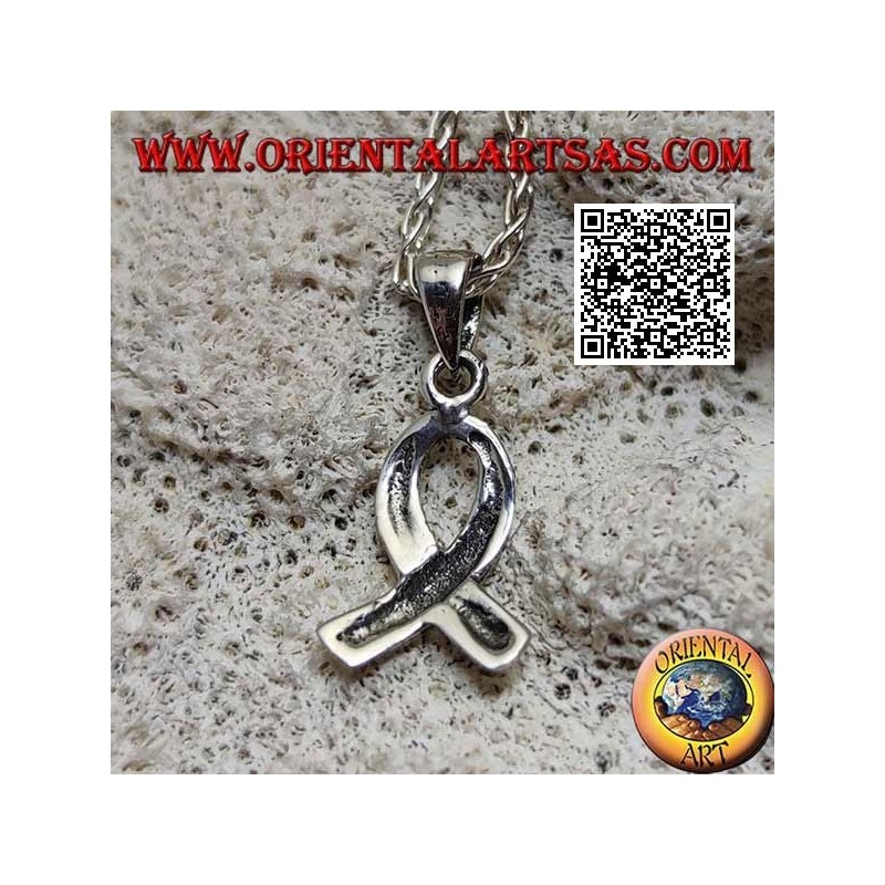 Colgante de plata "cinta rosa", símbolo de la campaña de concienciación sobre el cáncer de mama