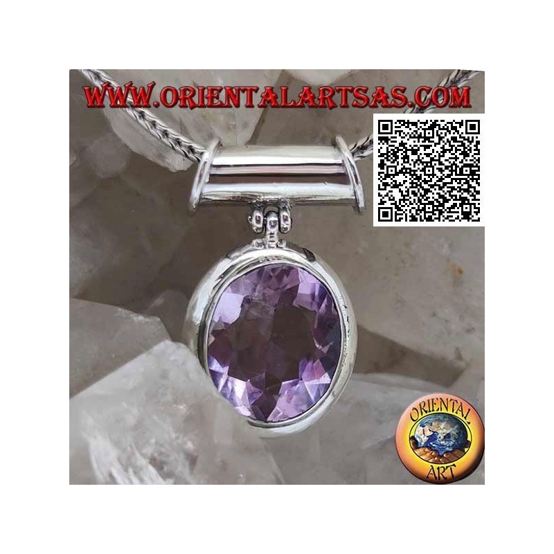 Pendentif en argent avec une superbe améthyste naturelle ovale facettée sur une monture lisse et un crochet tubulaire