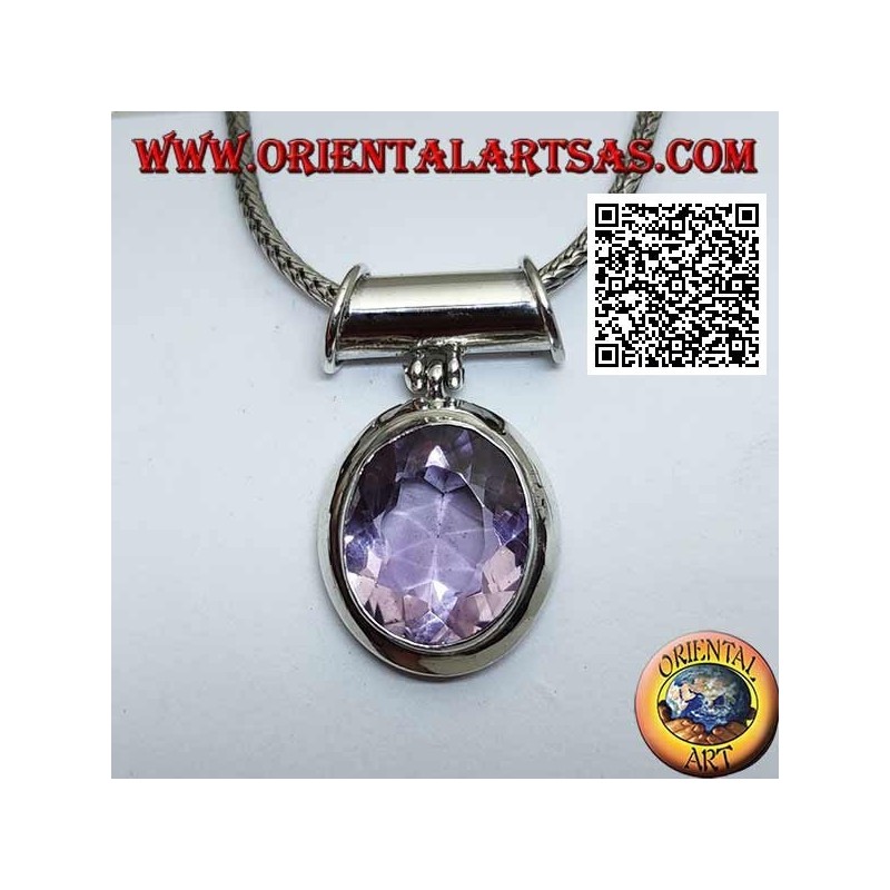 Pendentif en argent avec une superbe améthyste naturelle ovale facettée sur une monture lisse et un crochet tubulaire