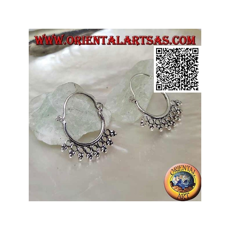 Silberner Ohrring, Kreis mit Kreisen und drei Kugeln und 14 mm Bogenverschluss