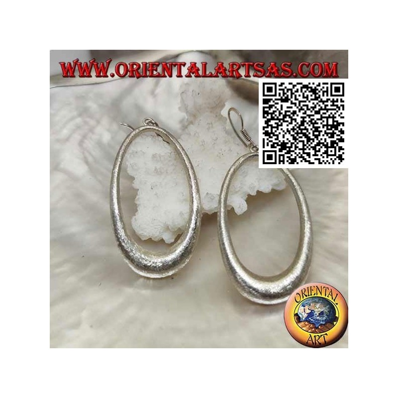 Boucles d'oreilles en argent satiné avec pendentif croissant ovale