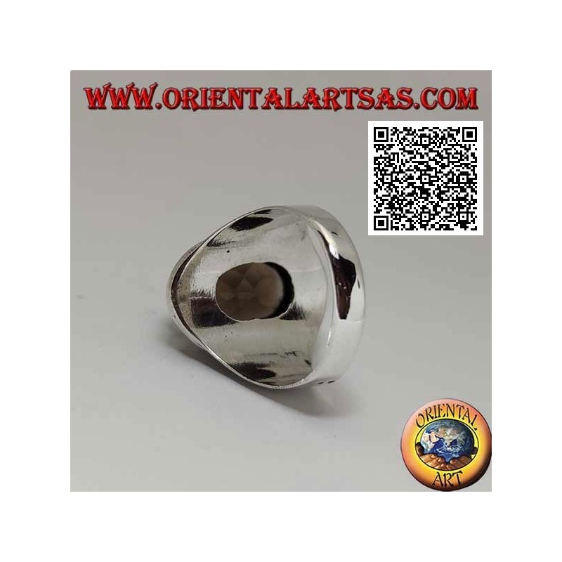 Anillo de plata con topacio ahumado facetado ovalado rodeado de entretejido y hexágono de bolas en los laterales