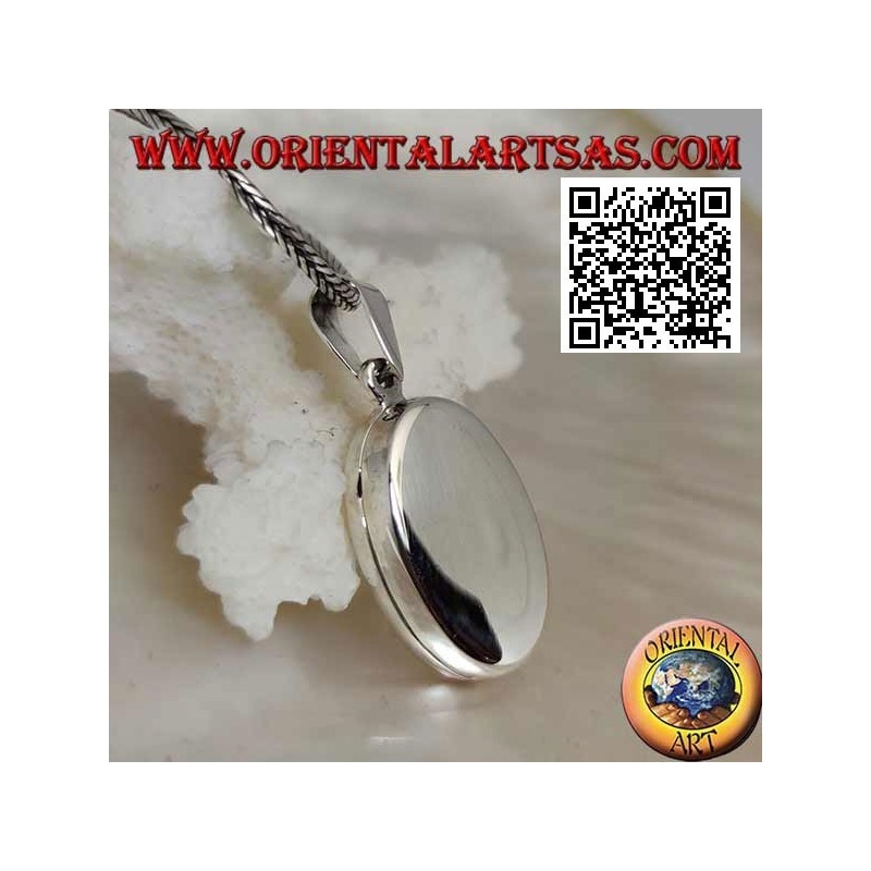 Flat oval smooth silver photo frame pendant (22 * 16)