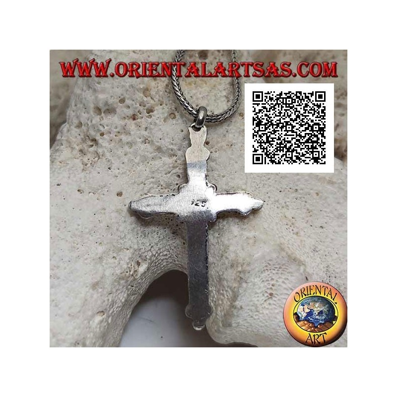 Colgante de plata en forma de cruz ortodoxa con amatista ovalada central y decoración con bolas