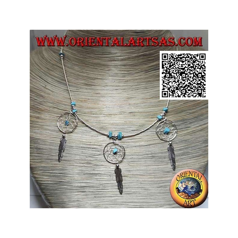 Collier ras de cou en argent 925 ‰, tubes filetés et fragments de turquoise avec 3 attrape-rêves et plume