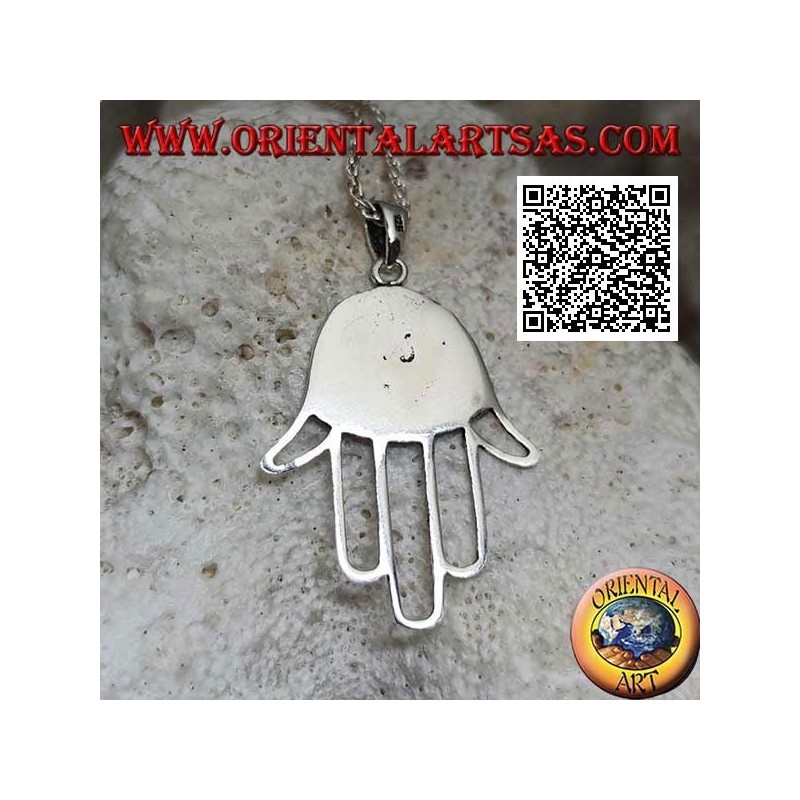 Pendentif Main de Fatima en argent avec paume décorée en bas-relief et doigts percés