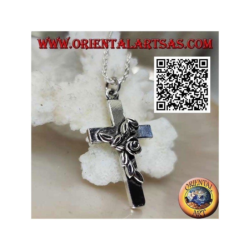 Pendentif croix latine chrétienne en argent avec rose torsadée