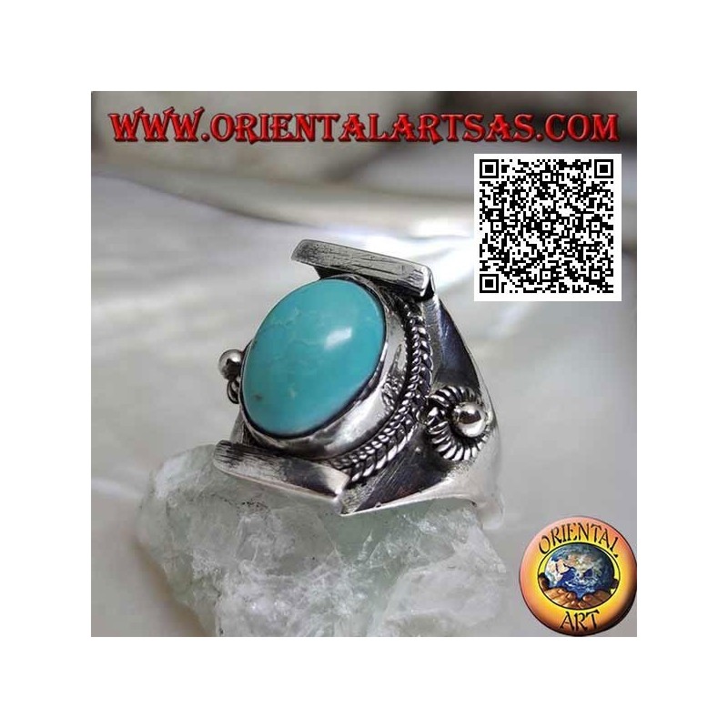 Anello in argento con turchese tibetano antico ovale su montatura nepalese con pallina e dischetti sui lati