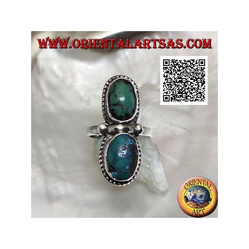 Silver ring with antique Tibetan turquoise oval specular surrounded by dots