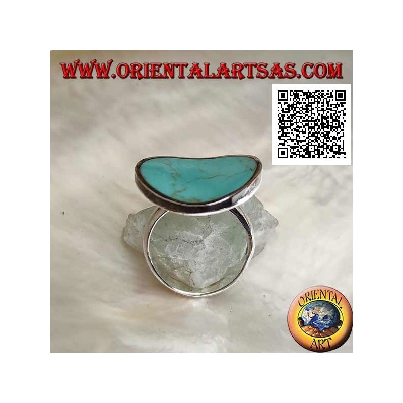 Smooth round concave silver ring with central round turquoise