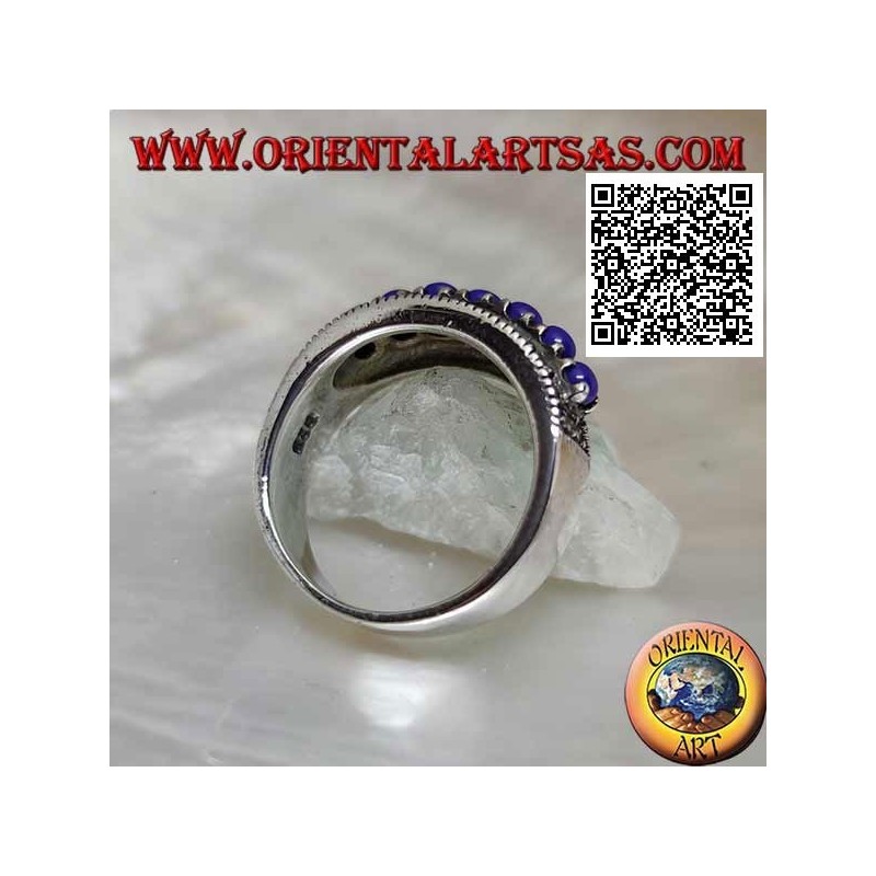 Bague en argent avec une rangée de boules de lapis lazuli entourées de marcassite