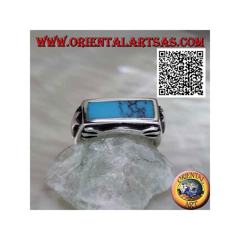 Anello in argento turchese rettangolare a filo bordo con decorazione liscia sui quattro lati