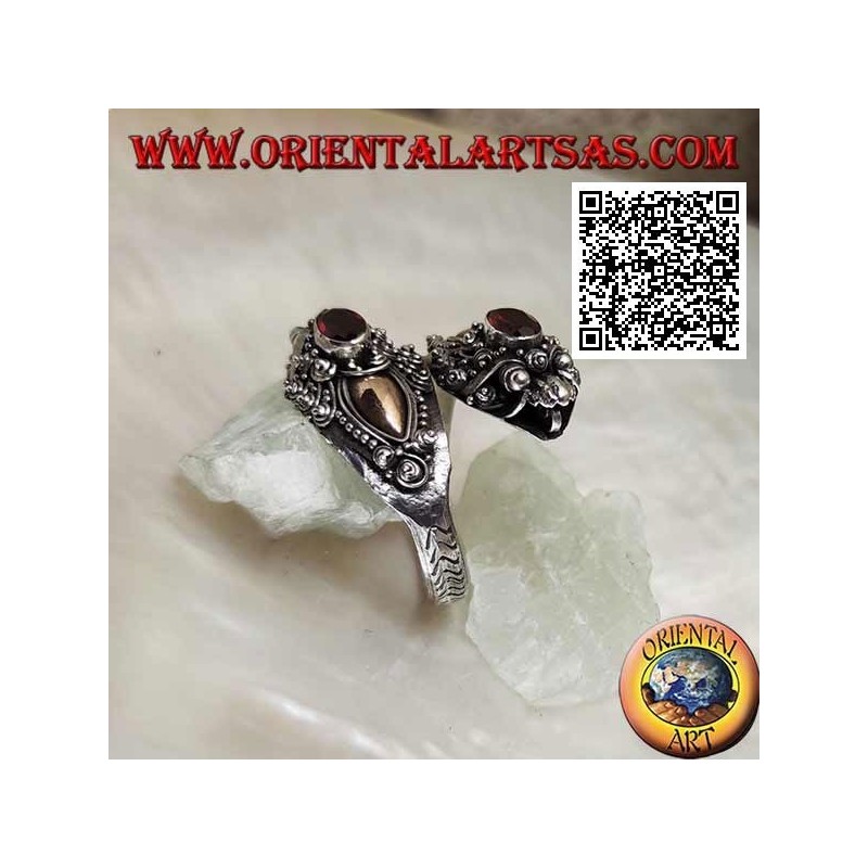 Anillo de plata de doble cabeza de dragón nepalí con granate ovalado y placa de oro de 14 quilates, hecho a mano