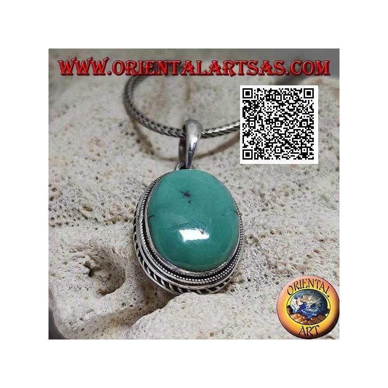 Pendentif en argent avec cabochon turquoise antique ovale entouré d'un tissage hélicoïdal